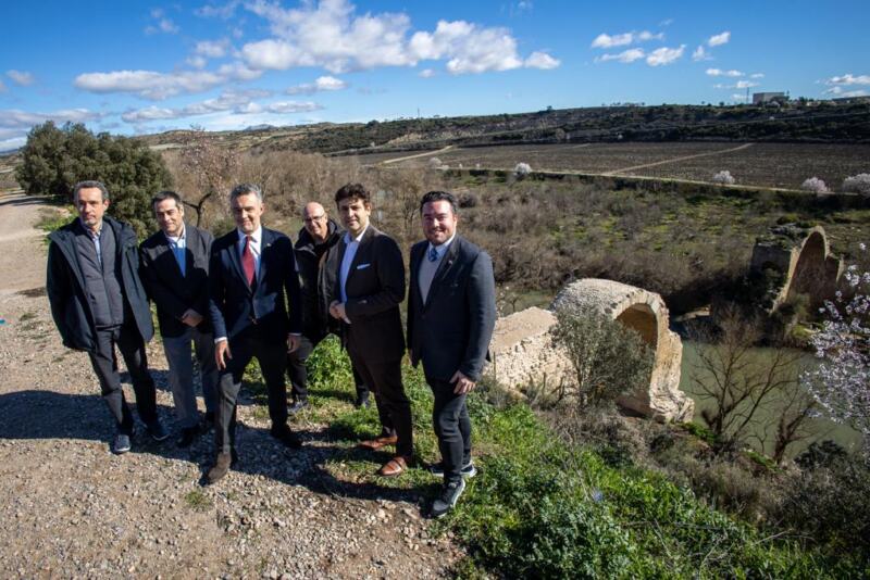 Culminan las obras de restauración del Puente Mantible un monumento